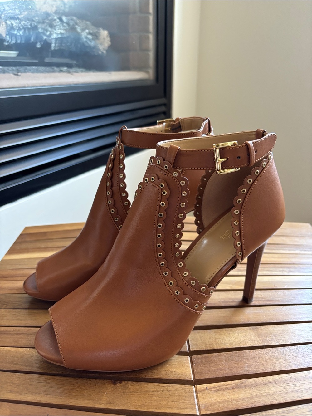 Michael Kors Women's Tan Scalloped Ankle Strap Peep-Toe Heels